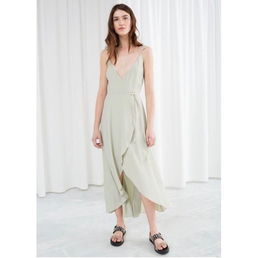 🌸 green wrap dress NWT maxi sleeveless